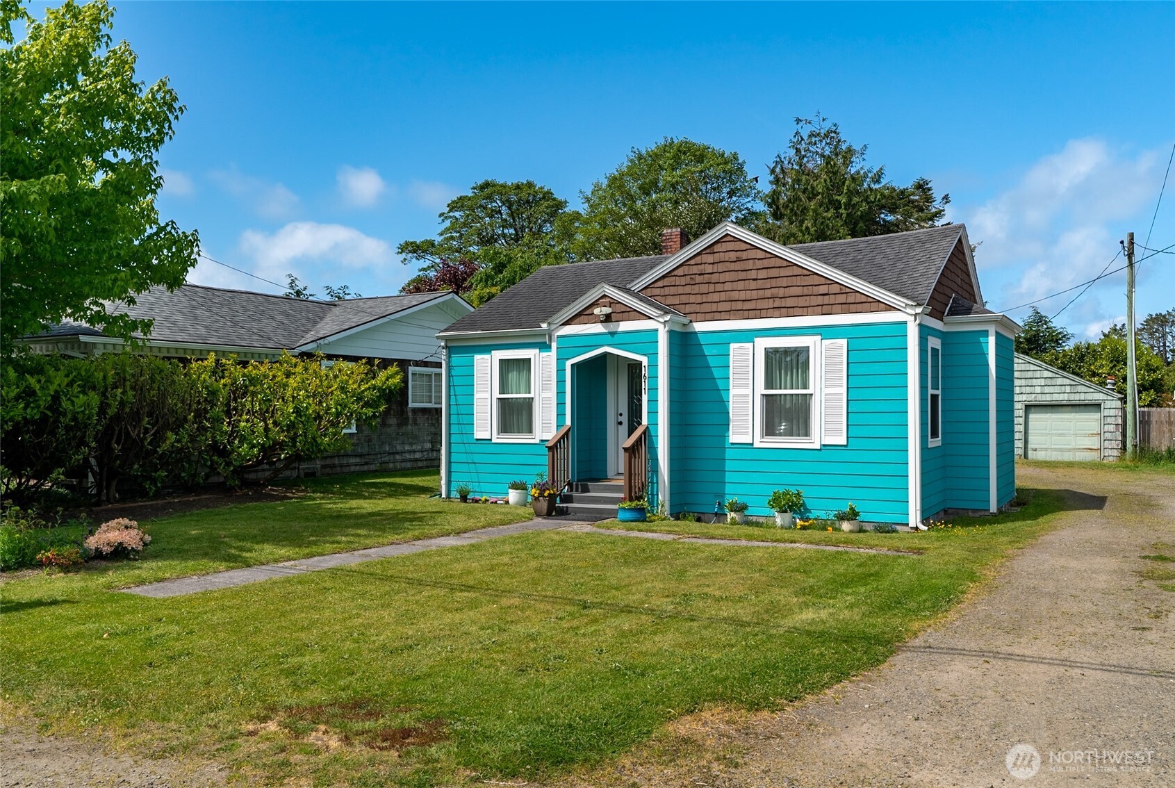1611 Washington Avenue Property Photo 1