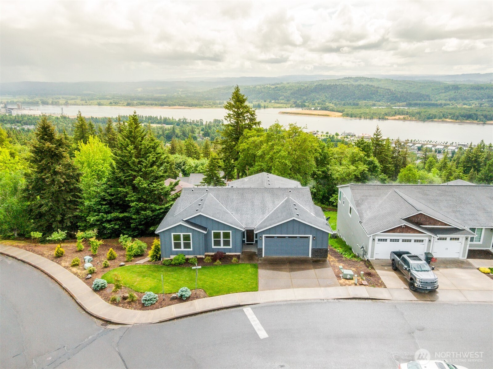 105 Eli Avery Avenue Property Photo 2