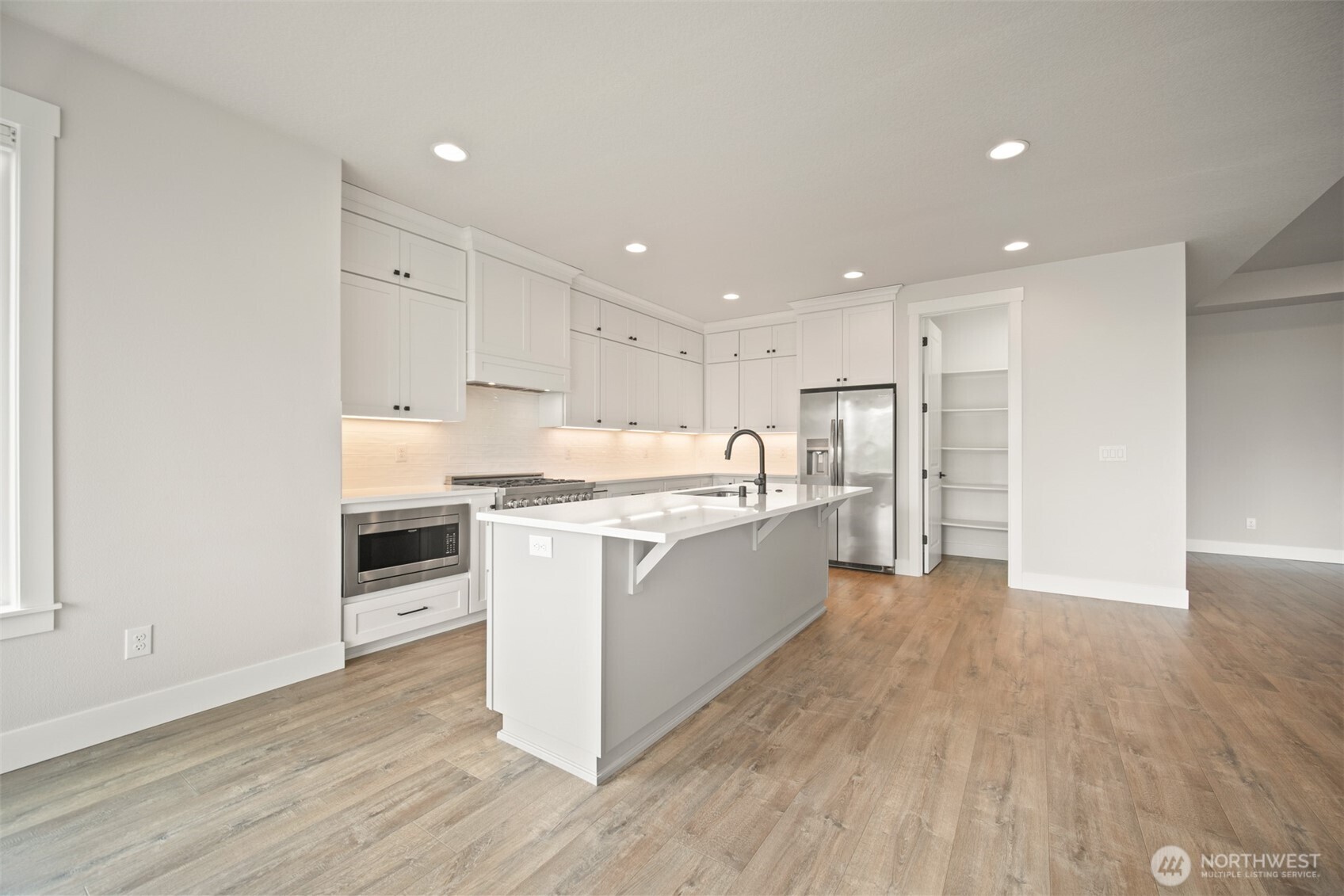 105 Eli Avery Avenue Property Photo 14