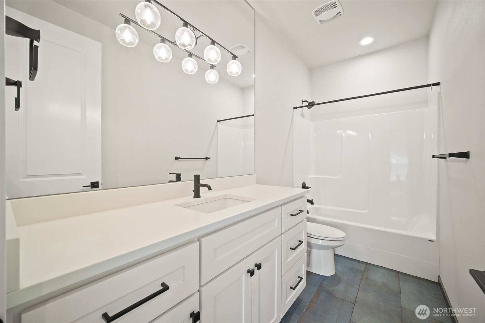 105 Eli Avery Avenue Property Photo 25