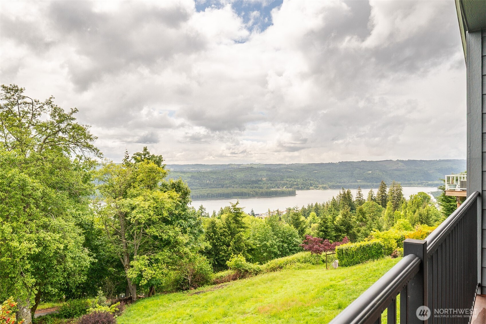 105 Eli Avery Avenue Property Photo 31