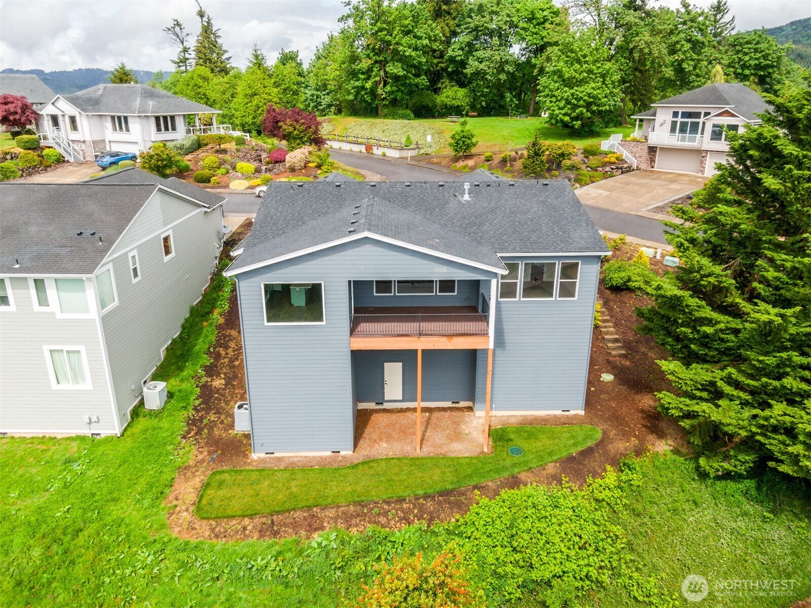 105 Eli Avery Avenue Property Photo 32