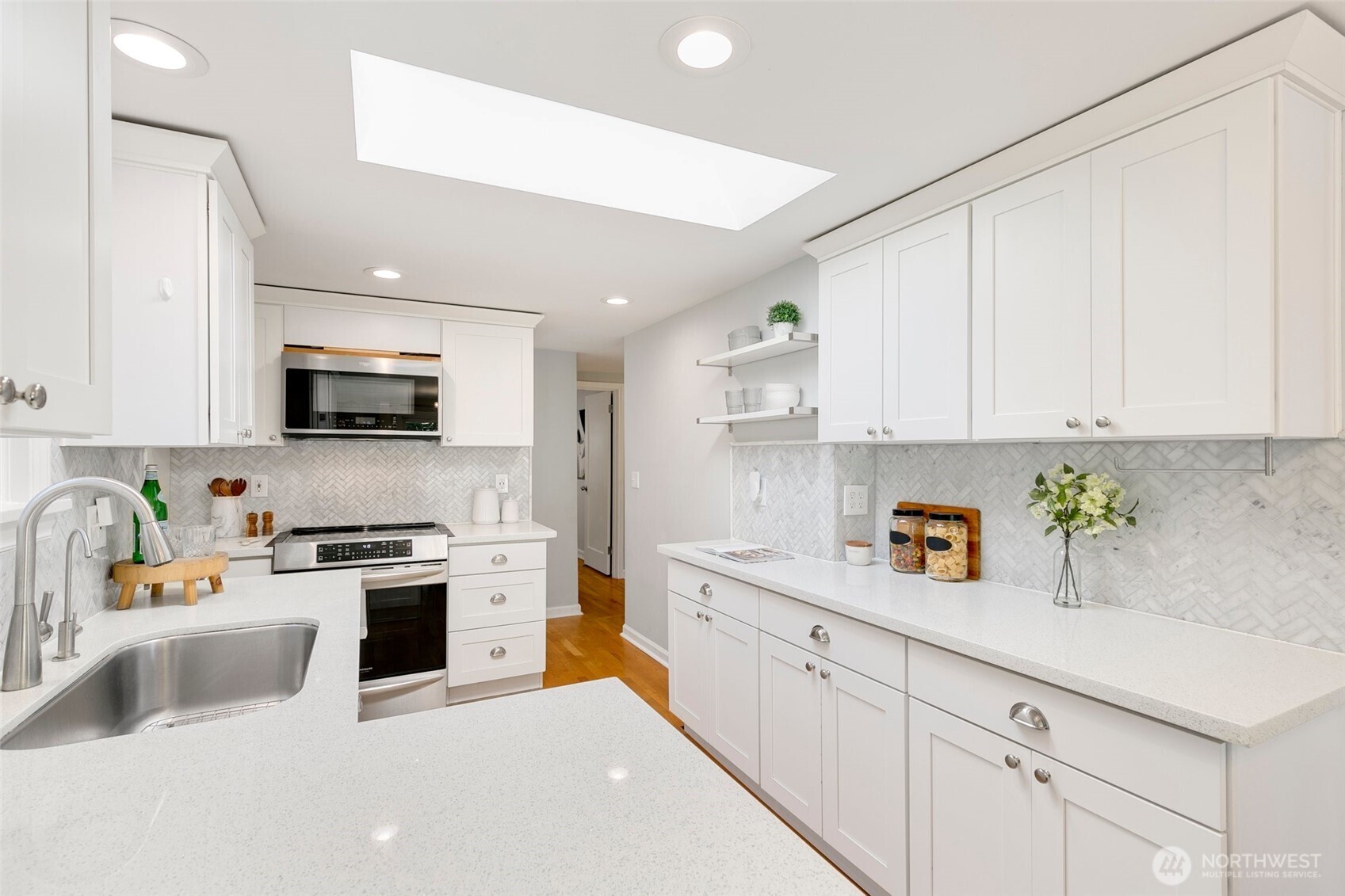 1703 Ne 91st Street Property Photo 8