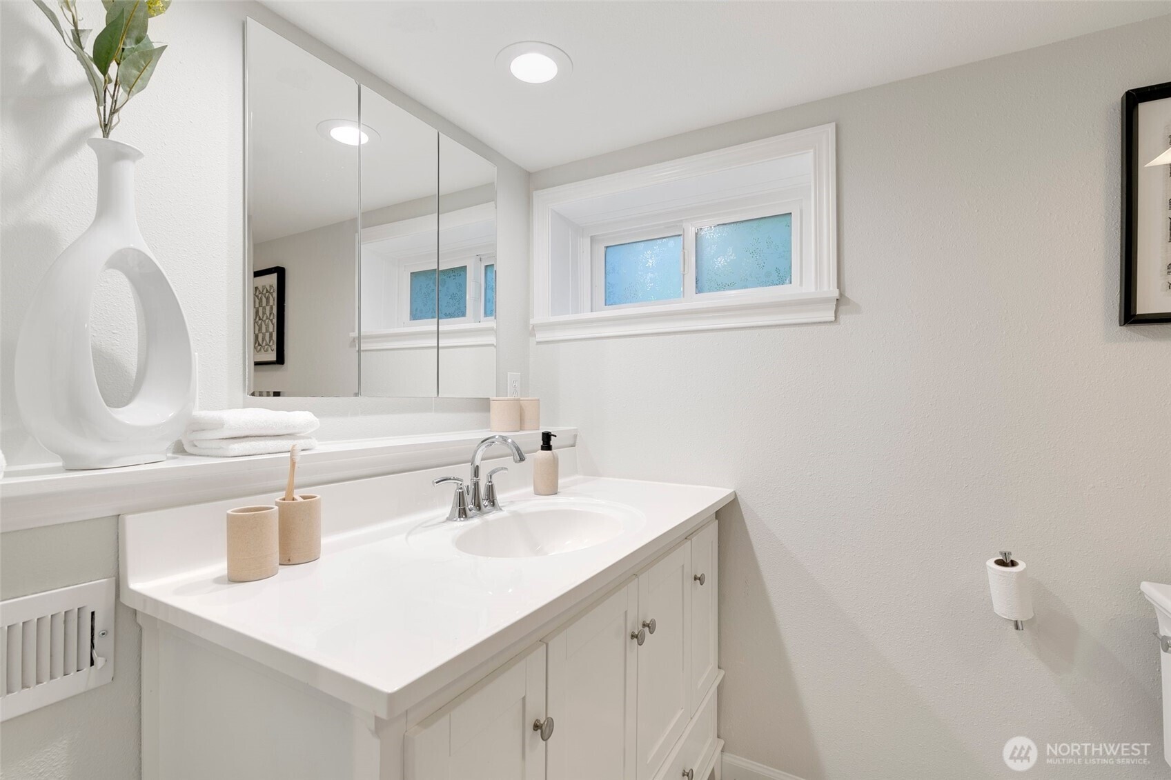 1703 Ne 91st Street Property Photo 15