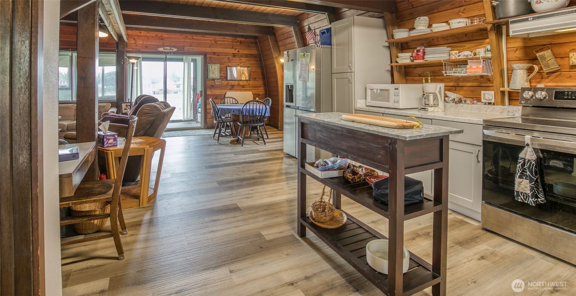 568 Cowlitz Court Property Photo 12