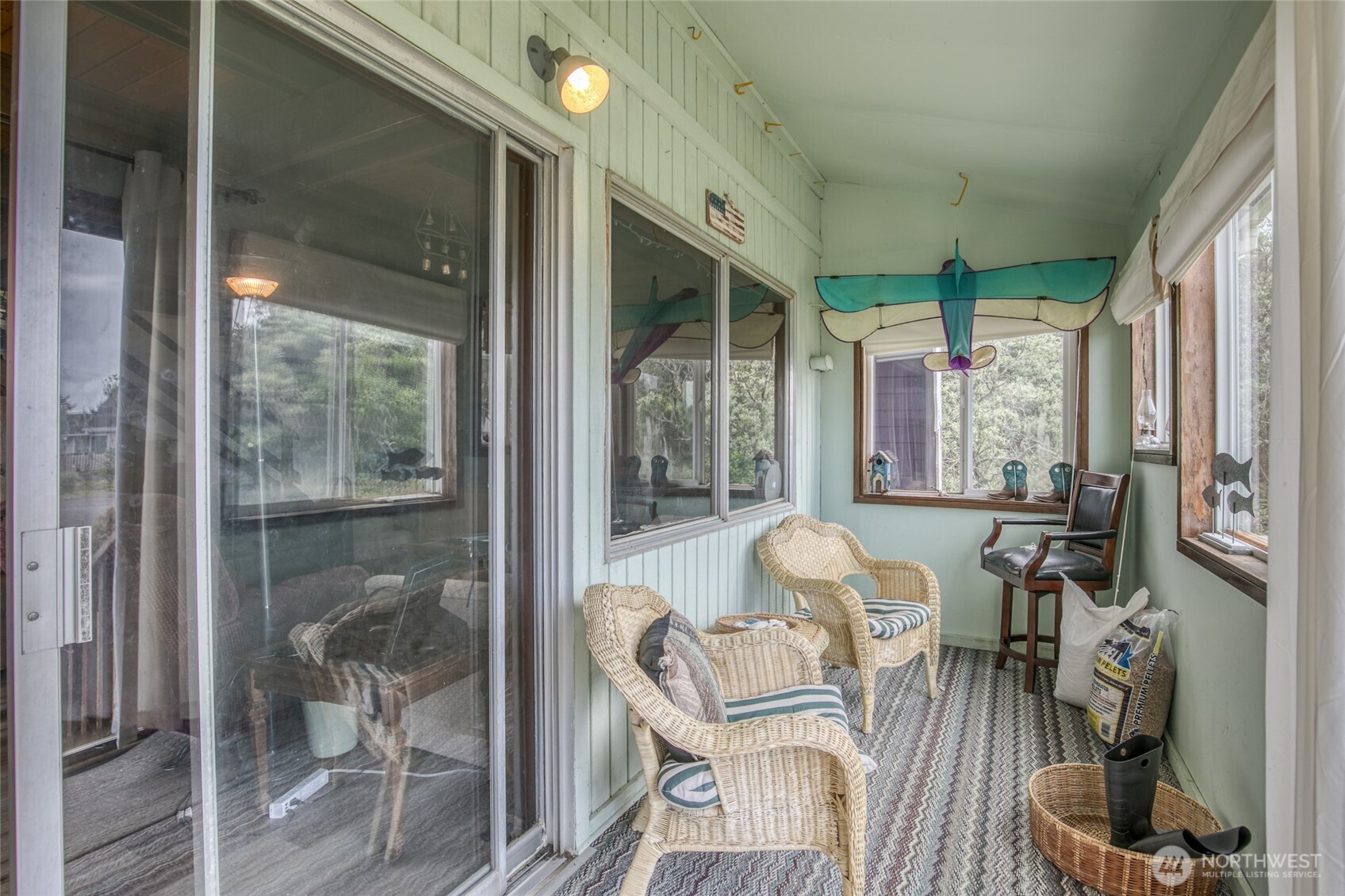 568 Cowlitz Court Property Photo 15