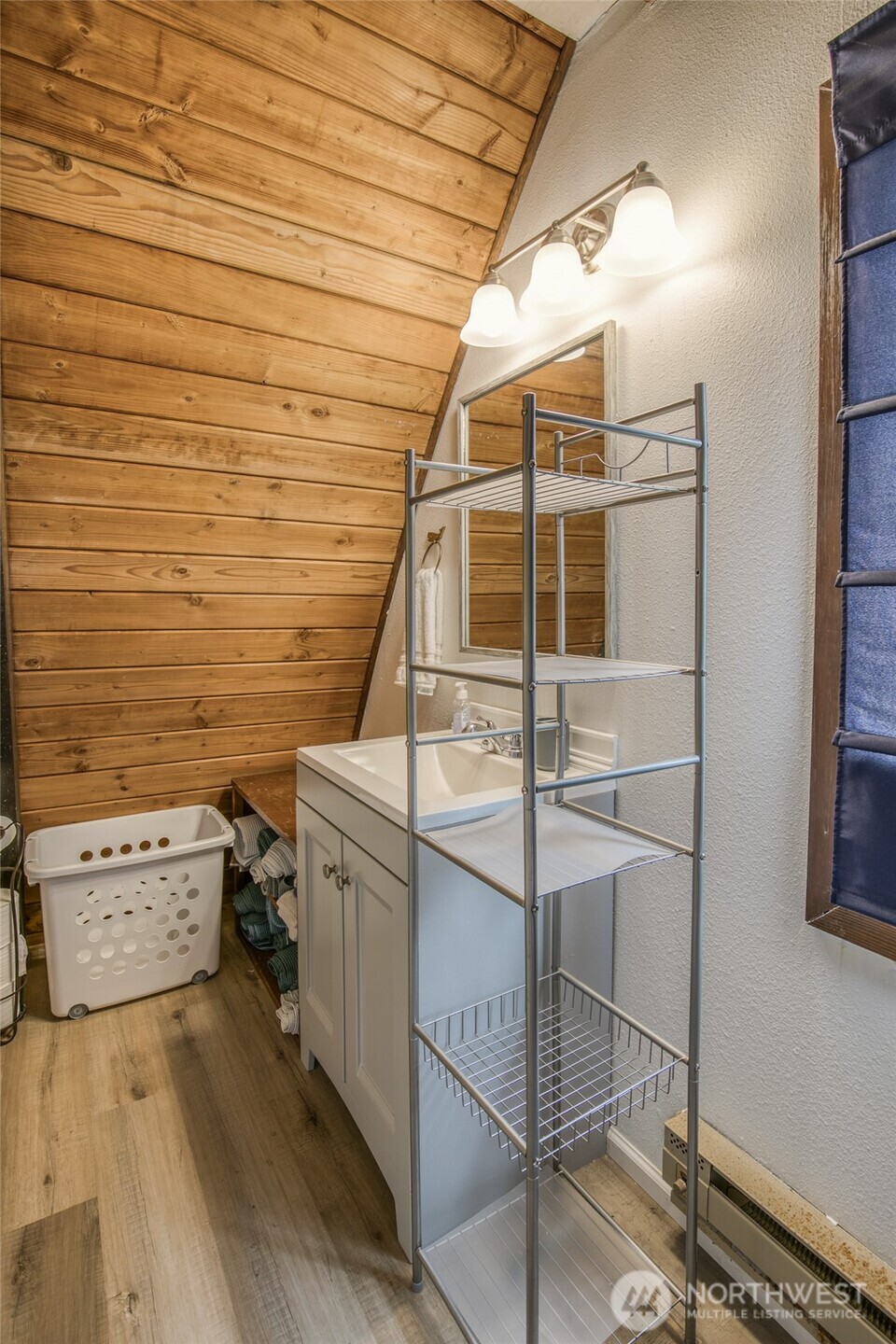 568 Cowlitz Court Property Photo 30