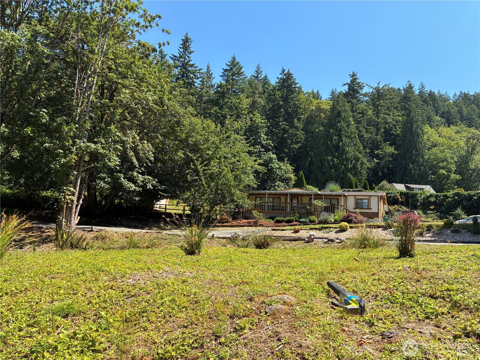 8 Xxx 136th Avenue Property Photo 11