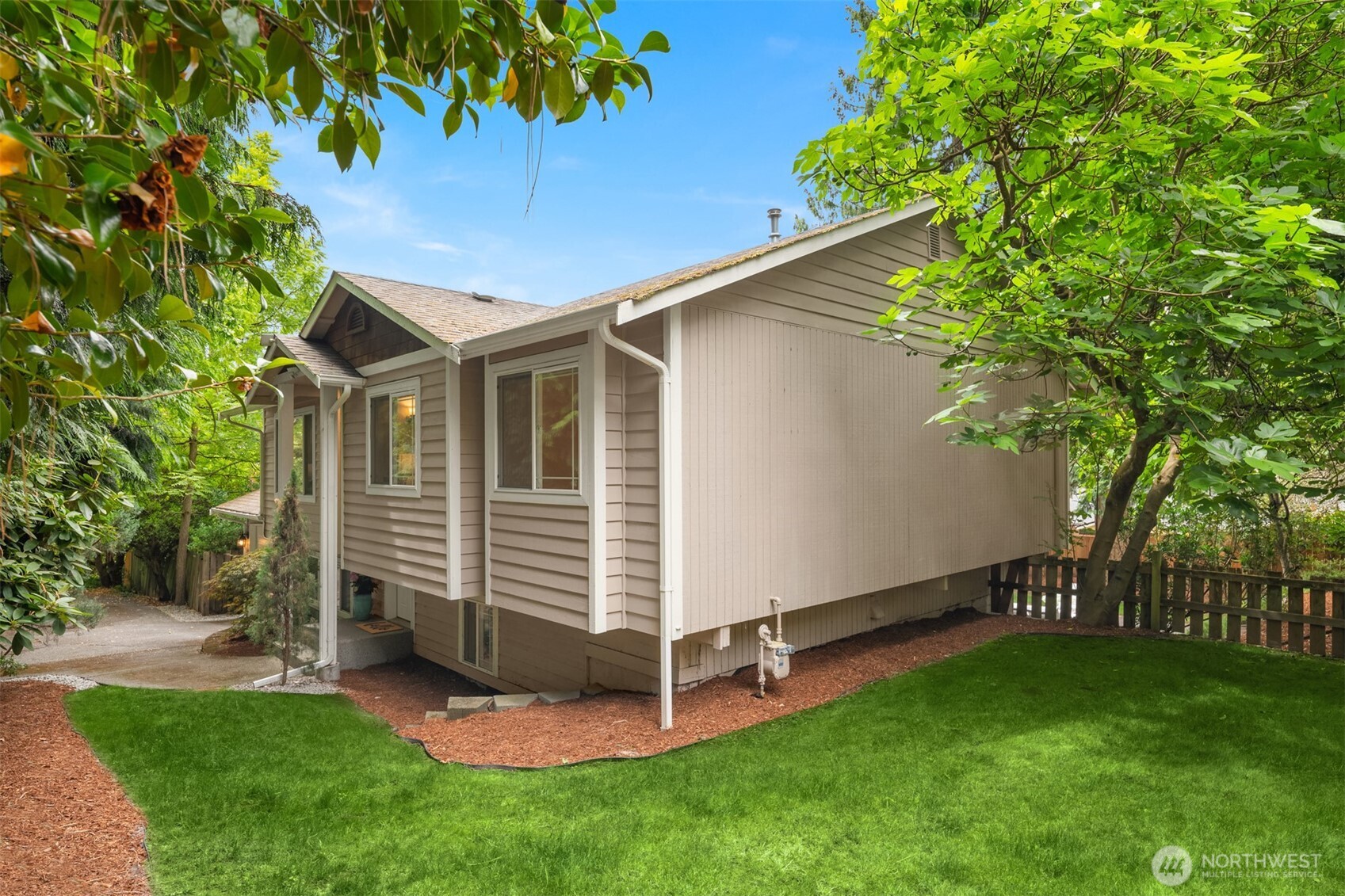 3816 Ne 110th Street Property Photo 32