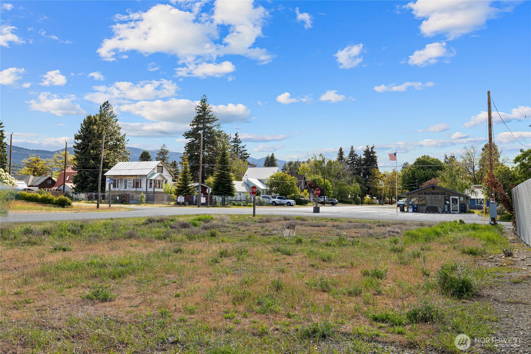 505 6th Street Property Photo 1