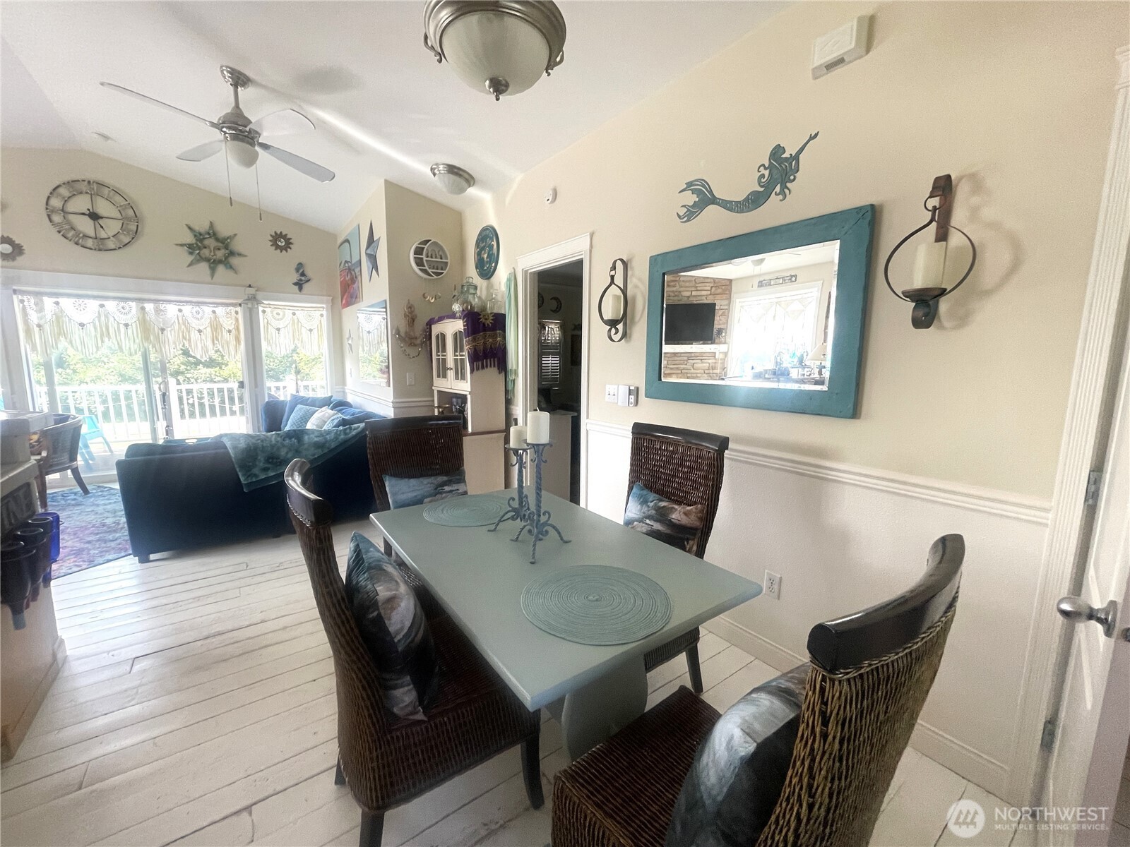208 Taurus Boulevard Property Photo 7