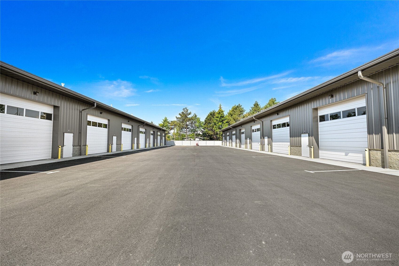 1631 Jills Court 11 Property Photo 4