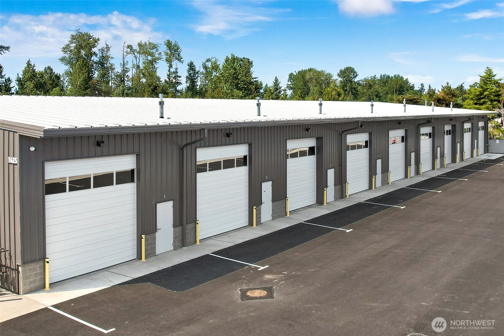 1631 Jills Court 16 Property Photo 1