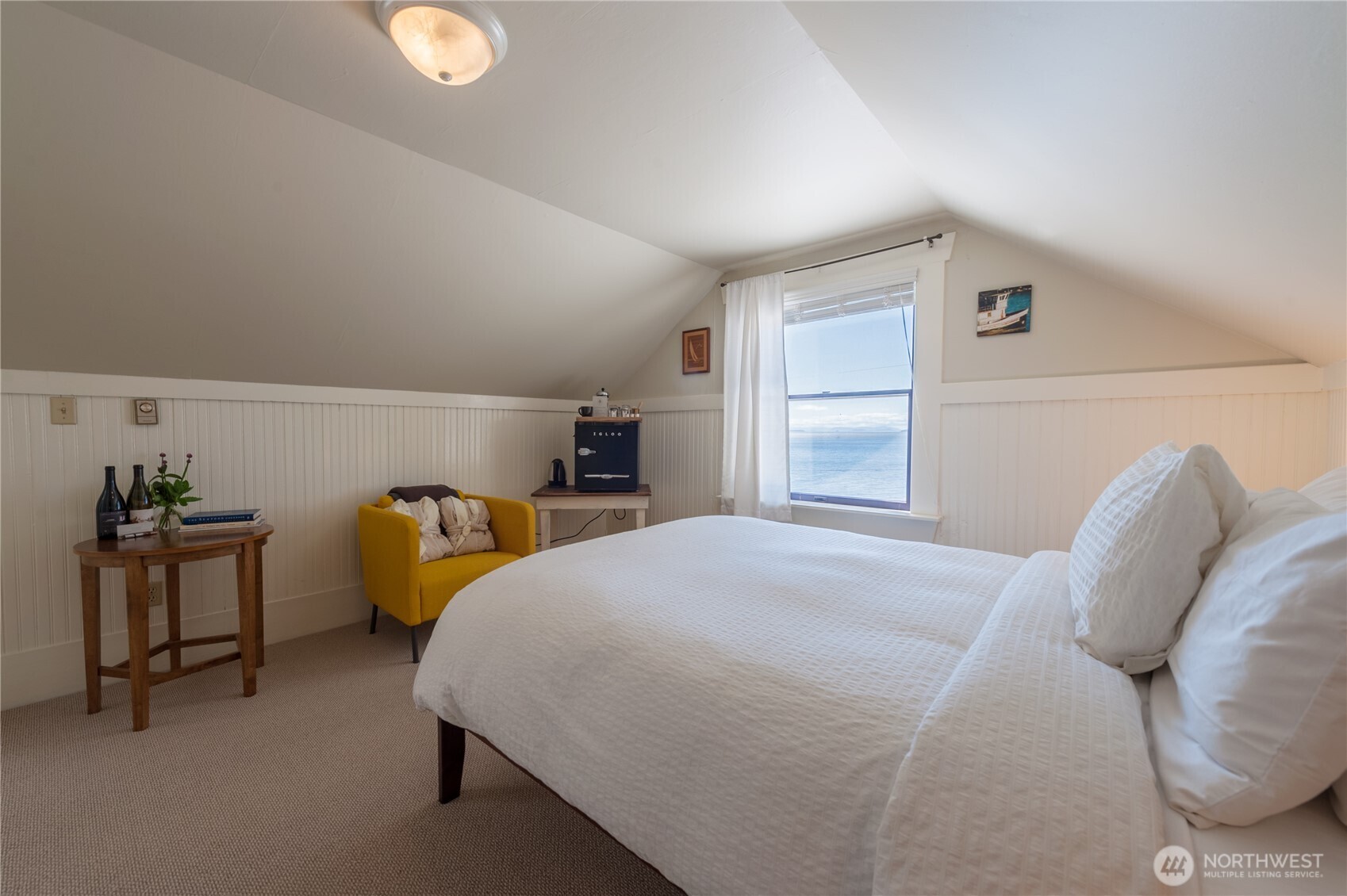 2579 W Shore Drive Property Photo 19