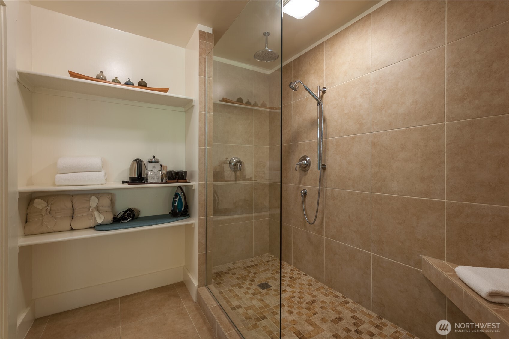 2579 W Shore Drive Property Photo 28