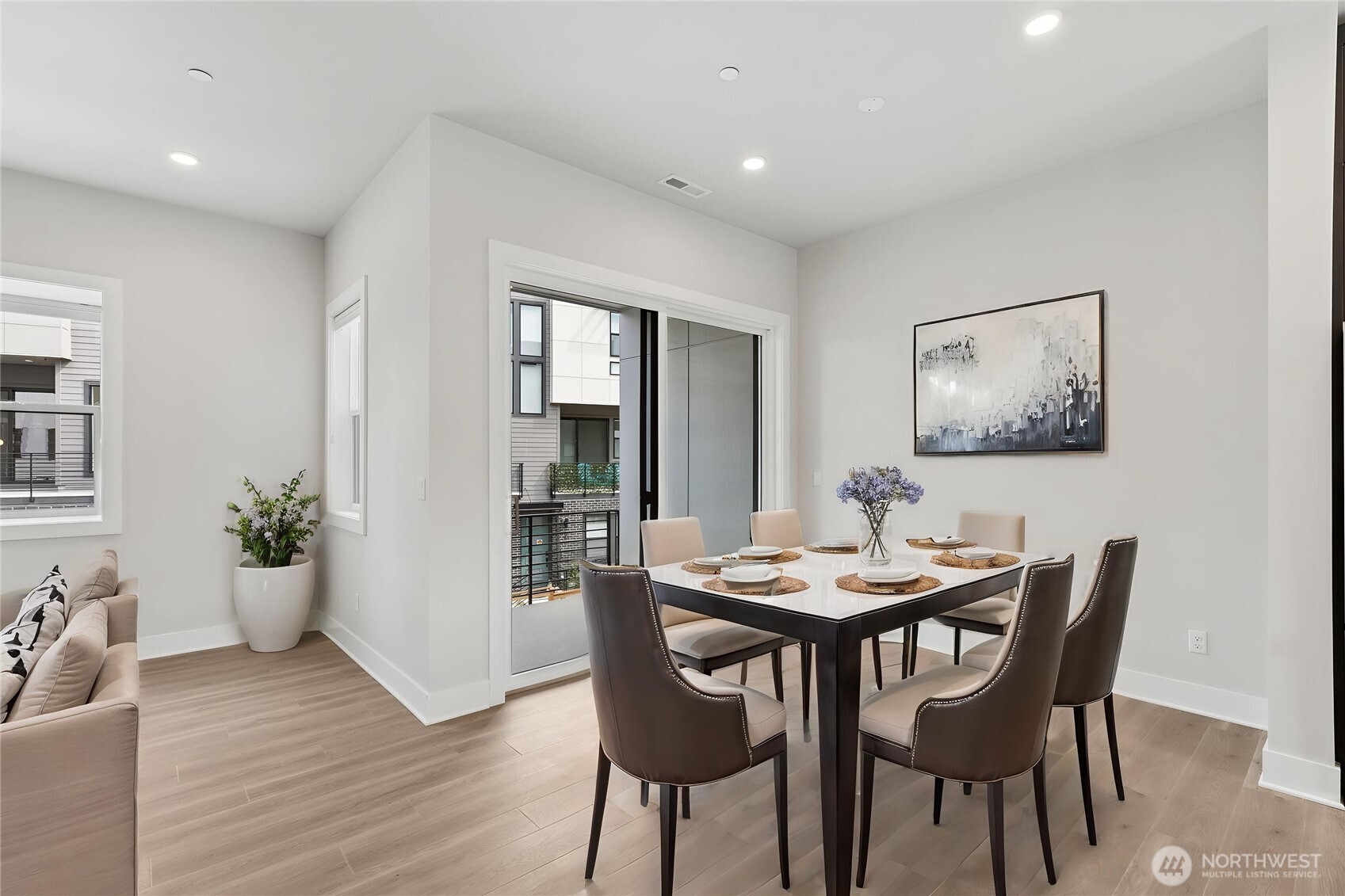 18809 99th Place B Property Photo 12