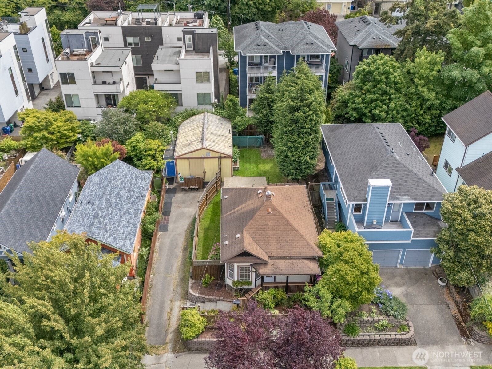 4116 25th Avenue Property Photo 1