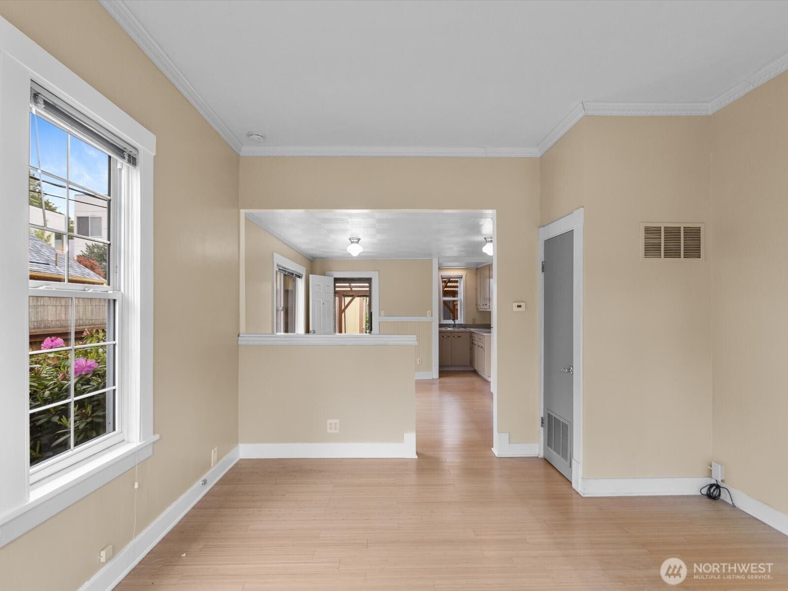 4116 25th Avenue Property Photo 5