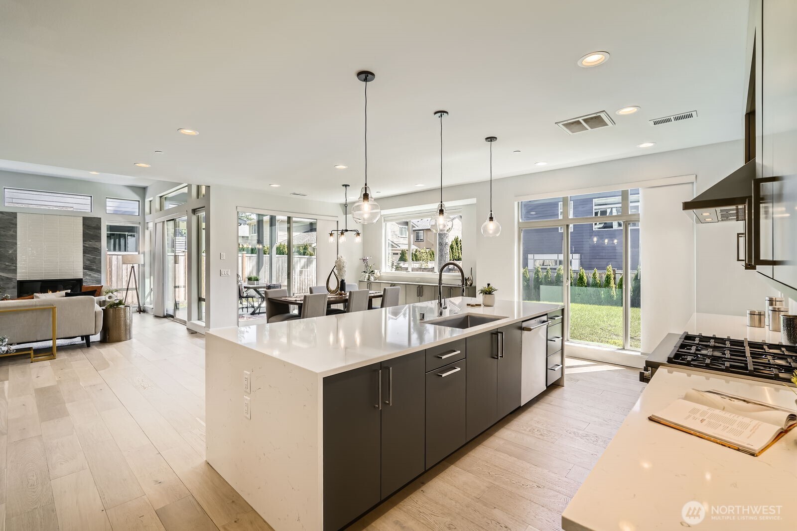 7014 125th Lane Property Photo 9