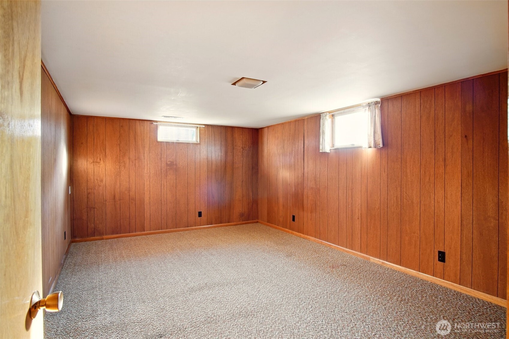 404 W 7th Avenue Property Photo 17