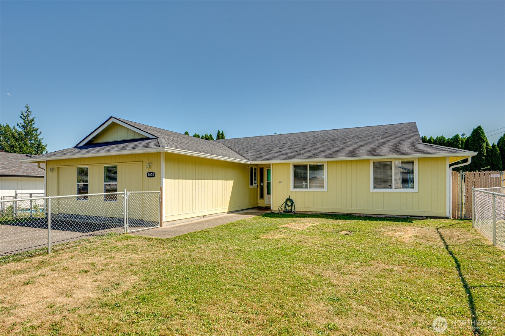 4075 A Loop Property Photo 1