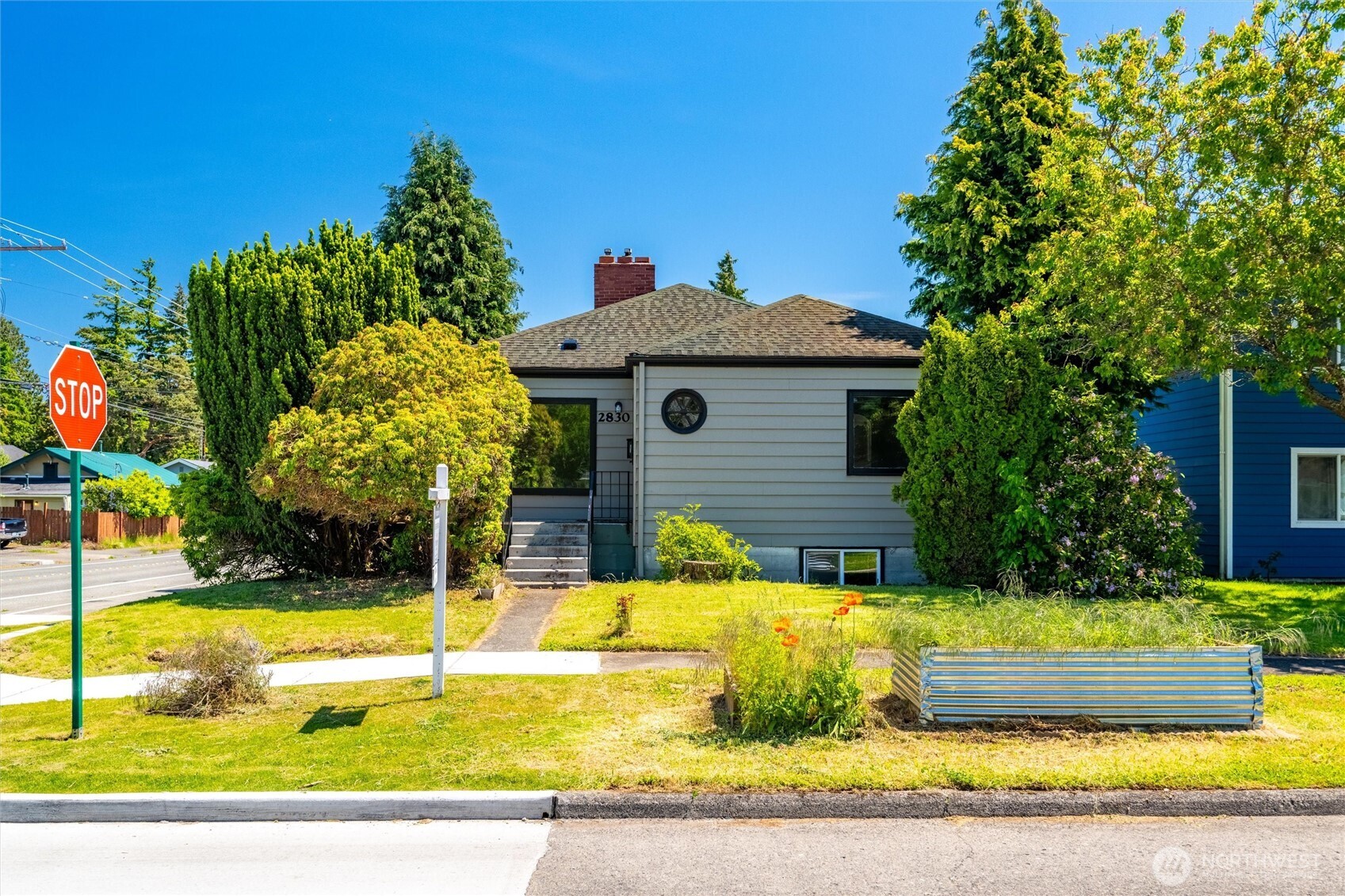 2830 Elm Street