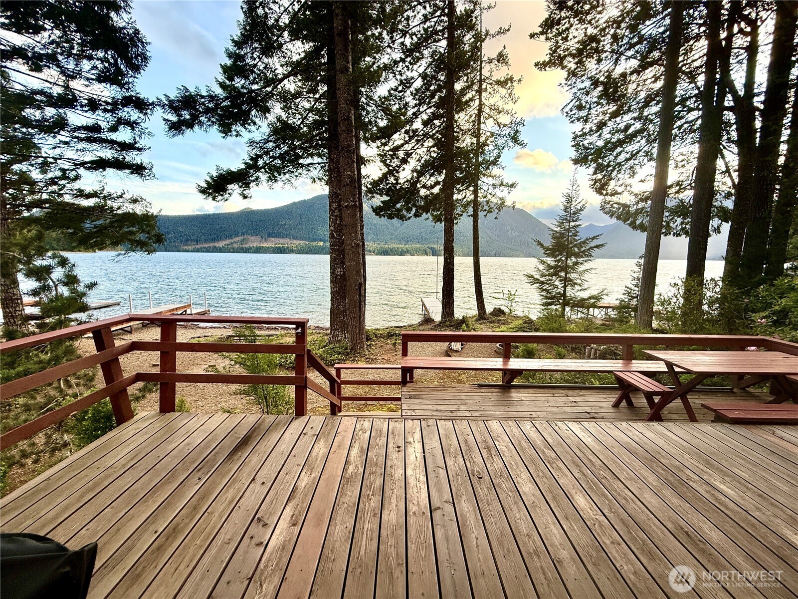 71 N Potlatch Drive Property Photo 9