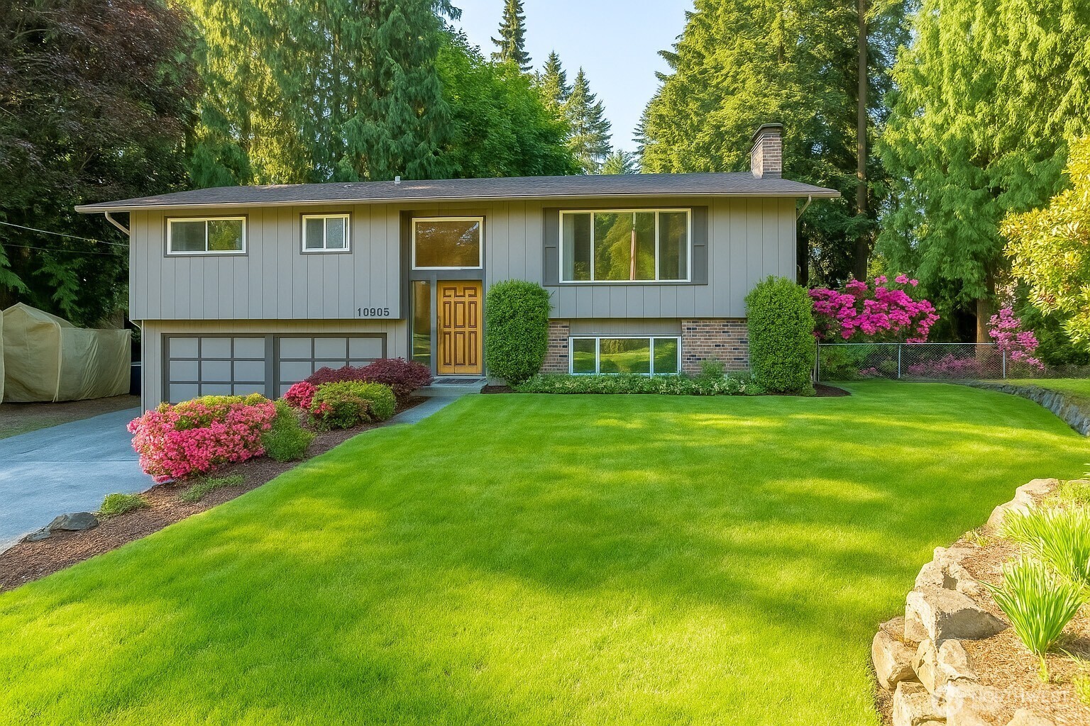 10908 151st Street Property Photo 1