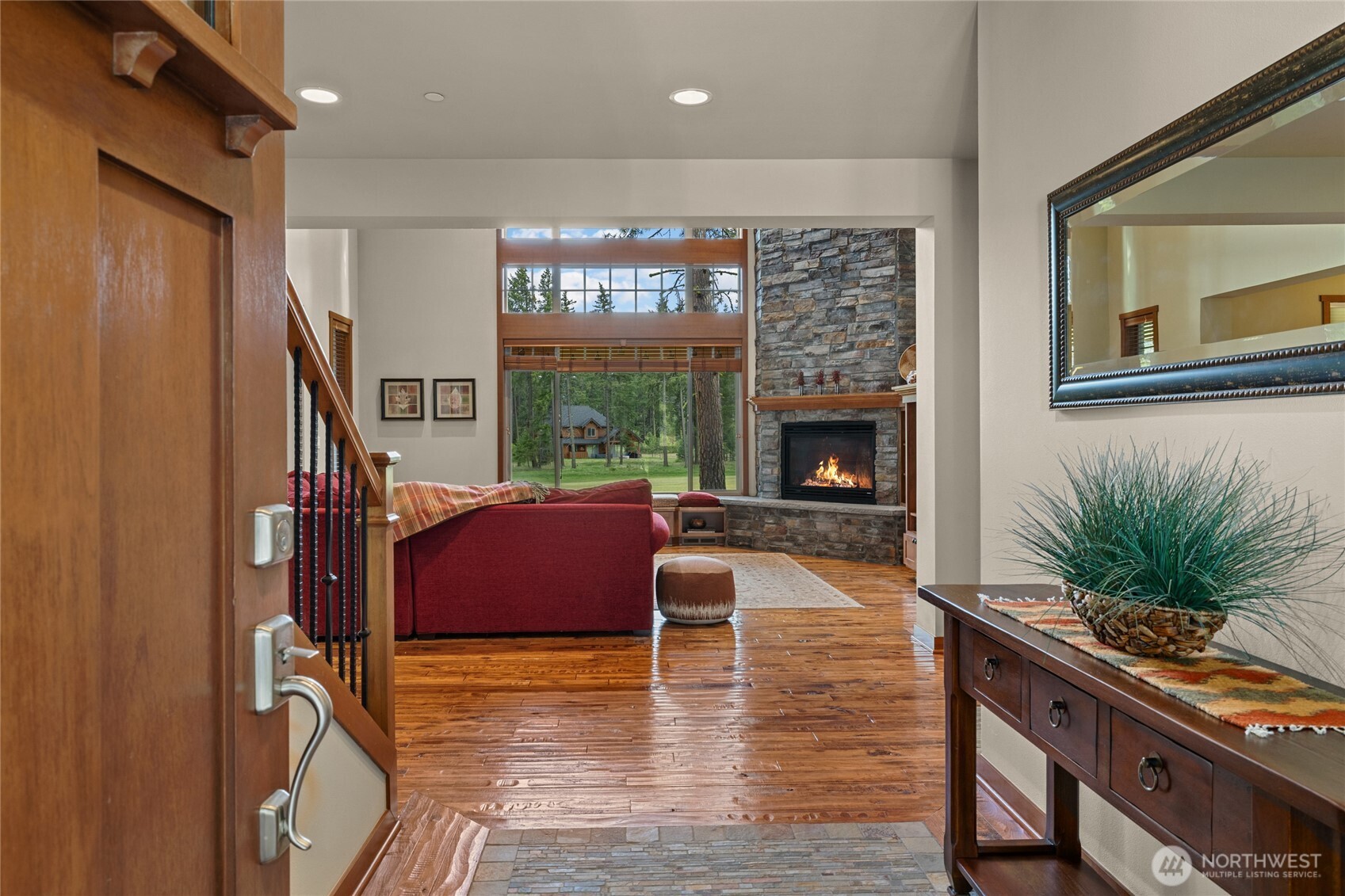 2101 Coal Mine Way Property Photo 3