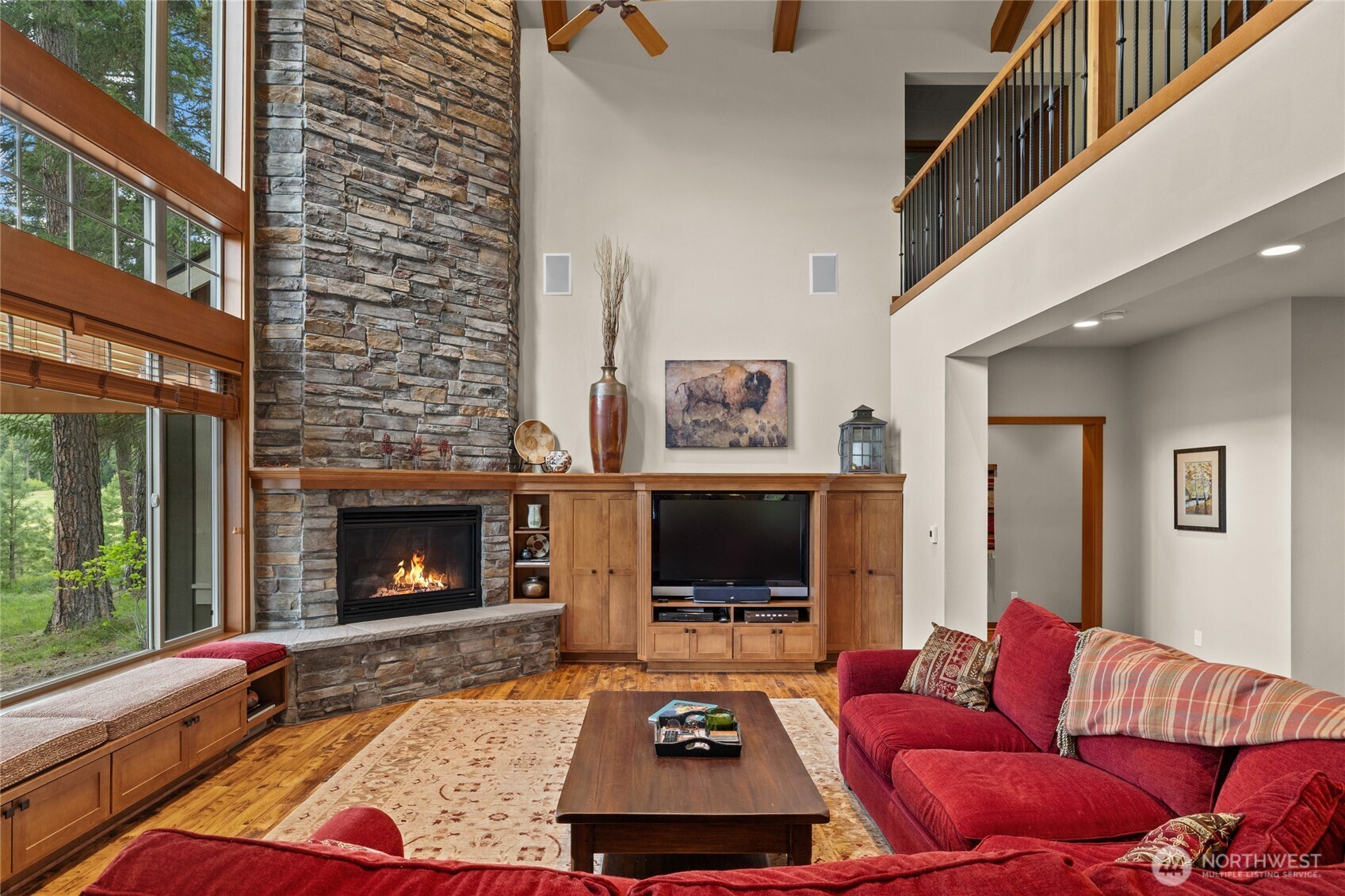 2101 Coal Mine Way Property Photo 5