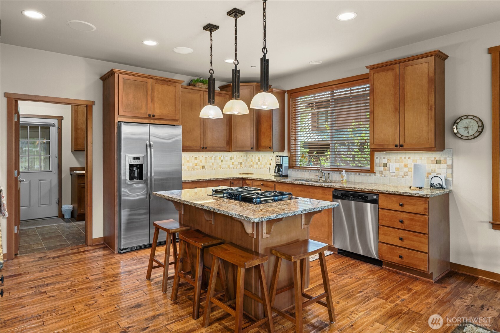 2101 Coal Mine Way Property Photo 7