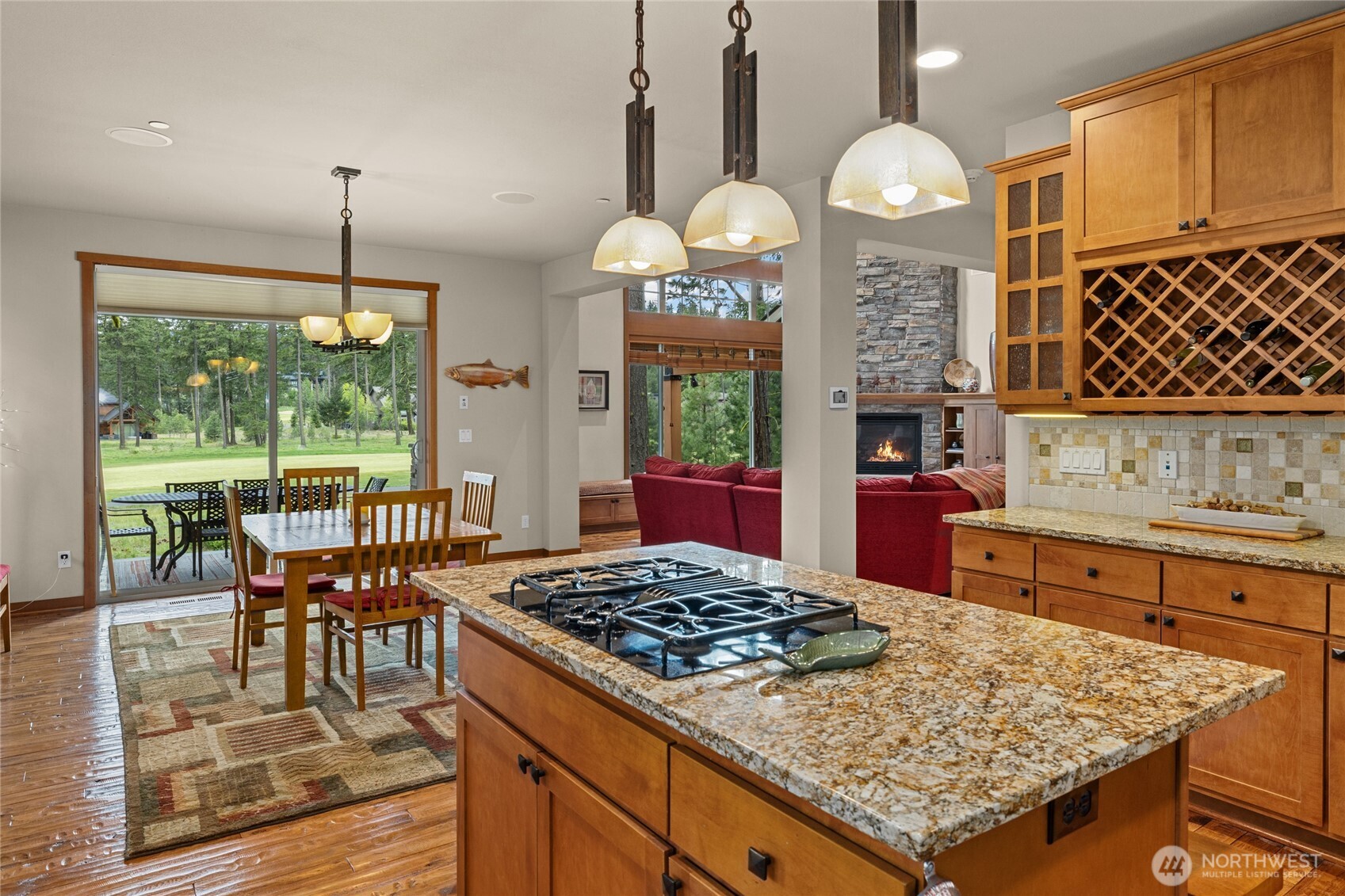 2101 Coal Mine Way Property Photo 10