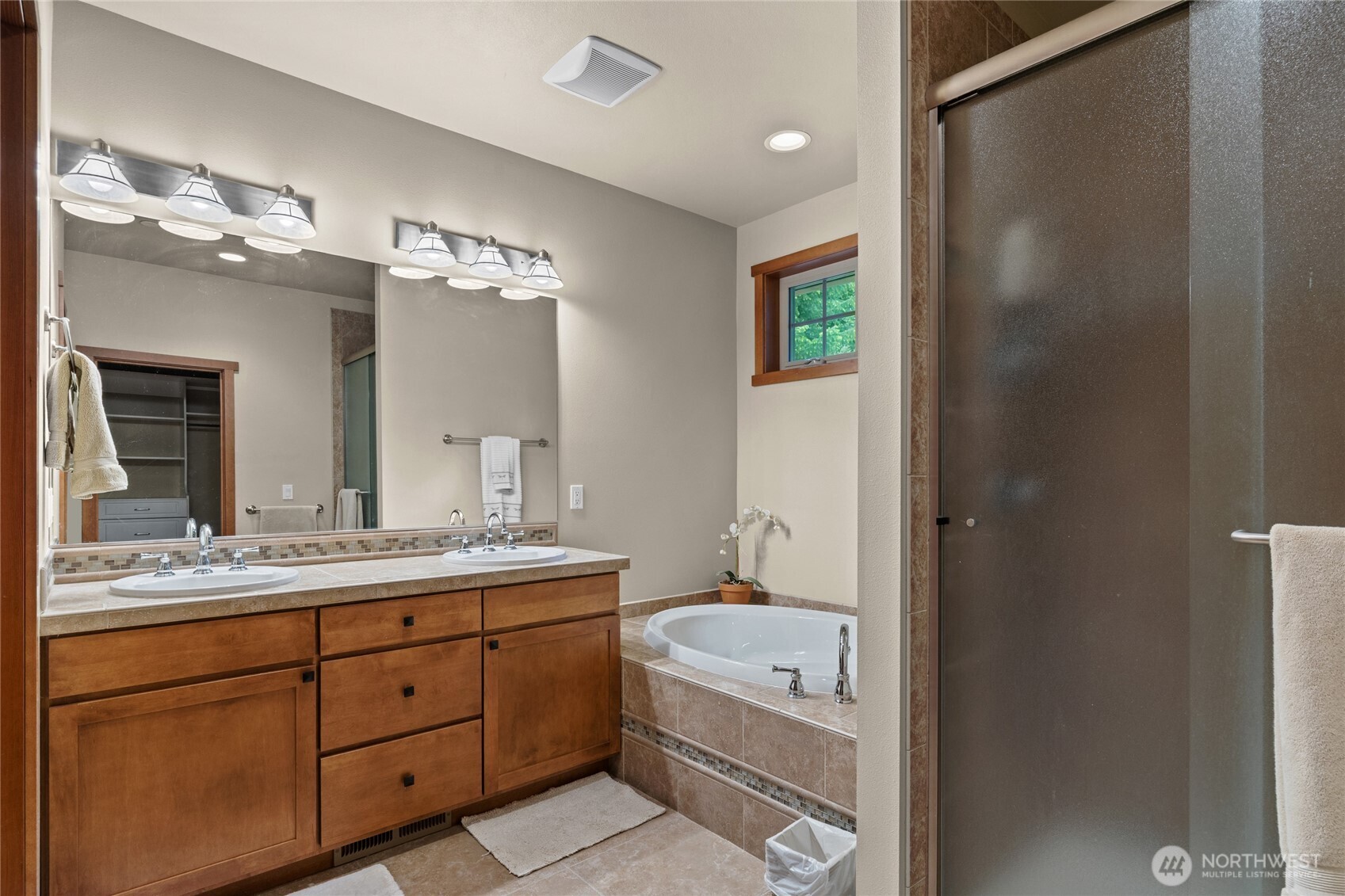 2101 Coal Mine Way Property Photo 20