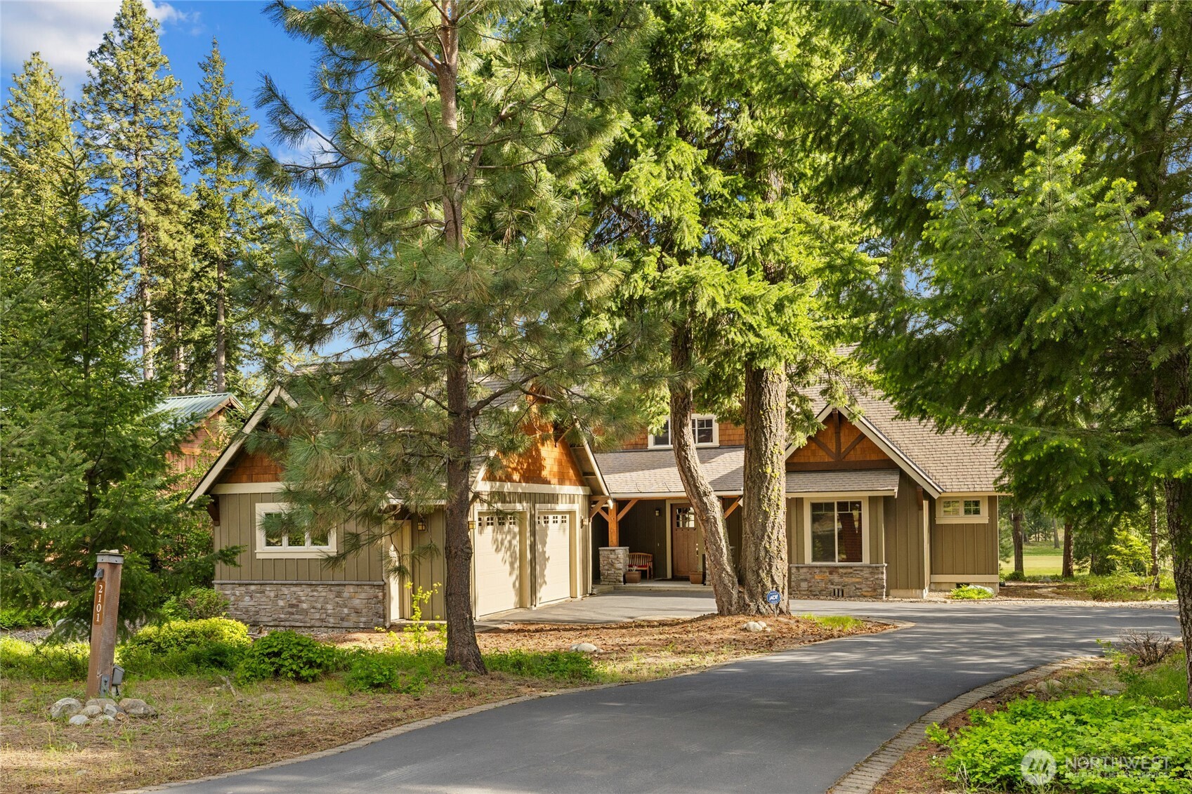 2101 Coal Mine Way Property Photo 37