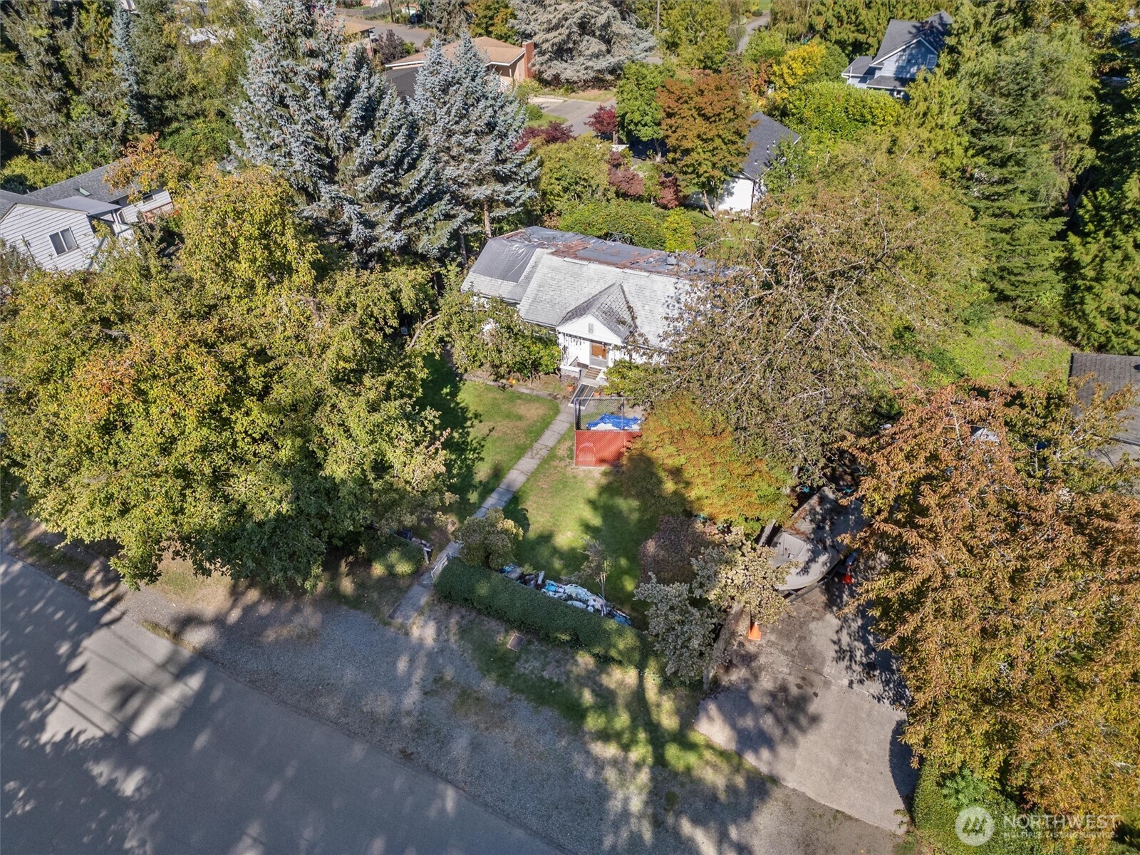 2704 Ne 92nd Street Property Photo 11