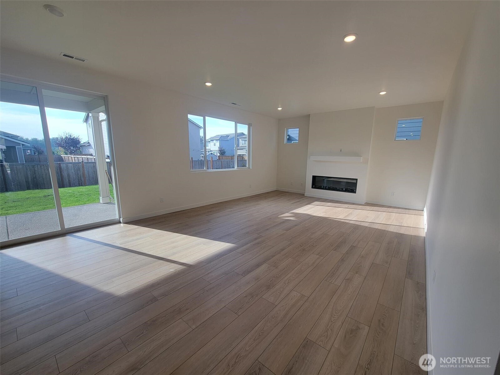 829 Smith Street 31 Property Photo 7