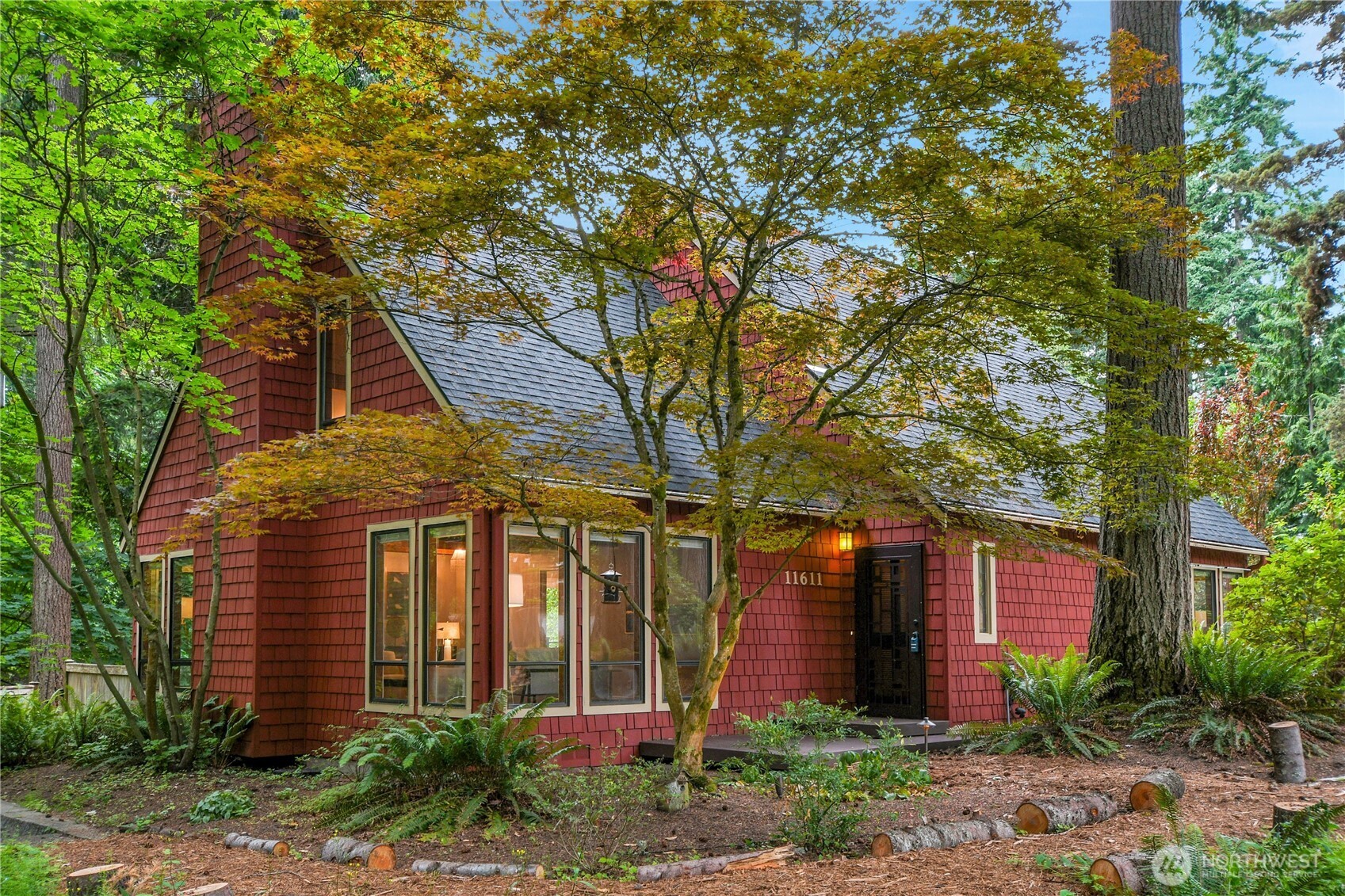 11611 73rd Place Property Photo 1