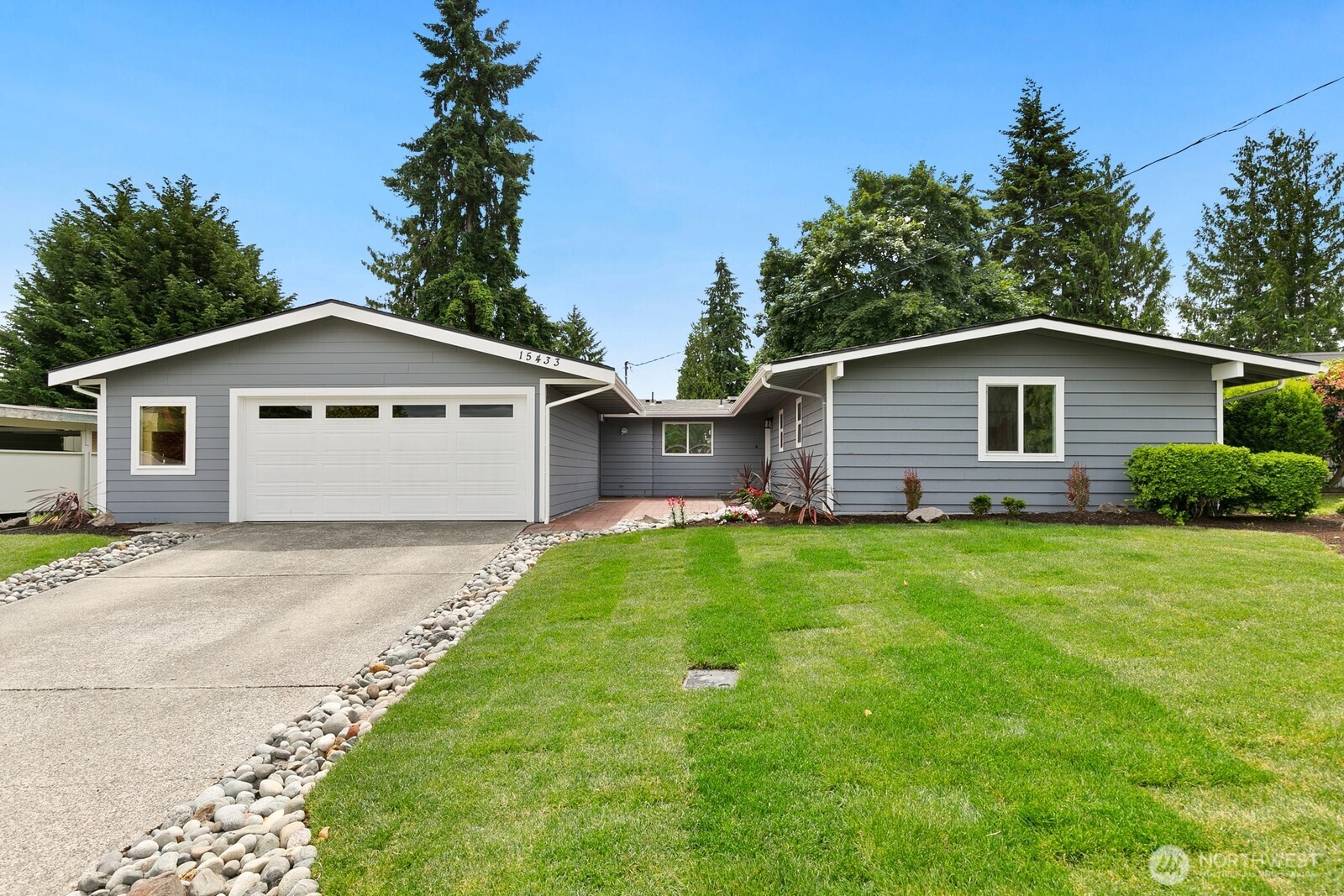 15433 Se 8th Street Property Photo 1