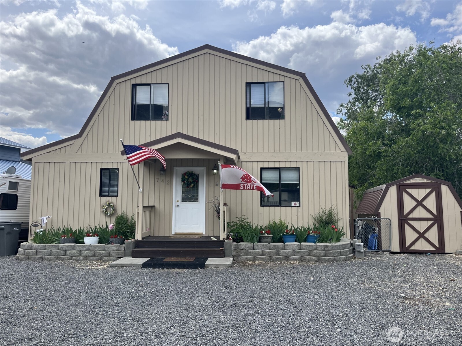 742 Sw Chukar Place Property Photo 1
