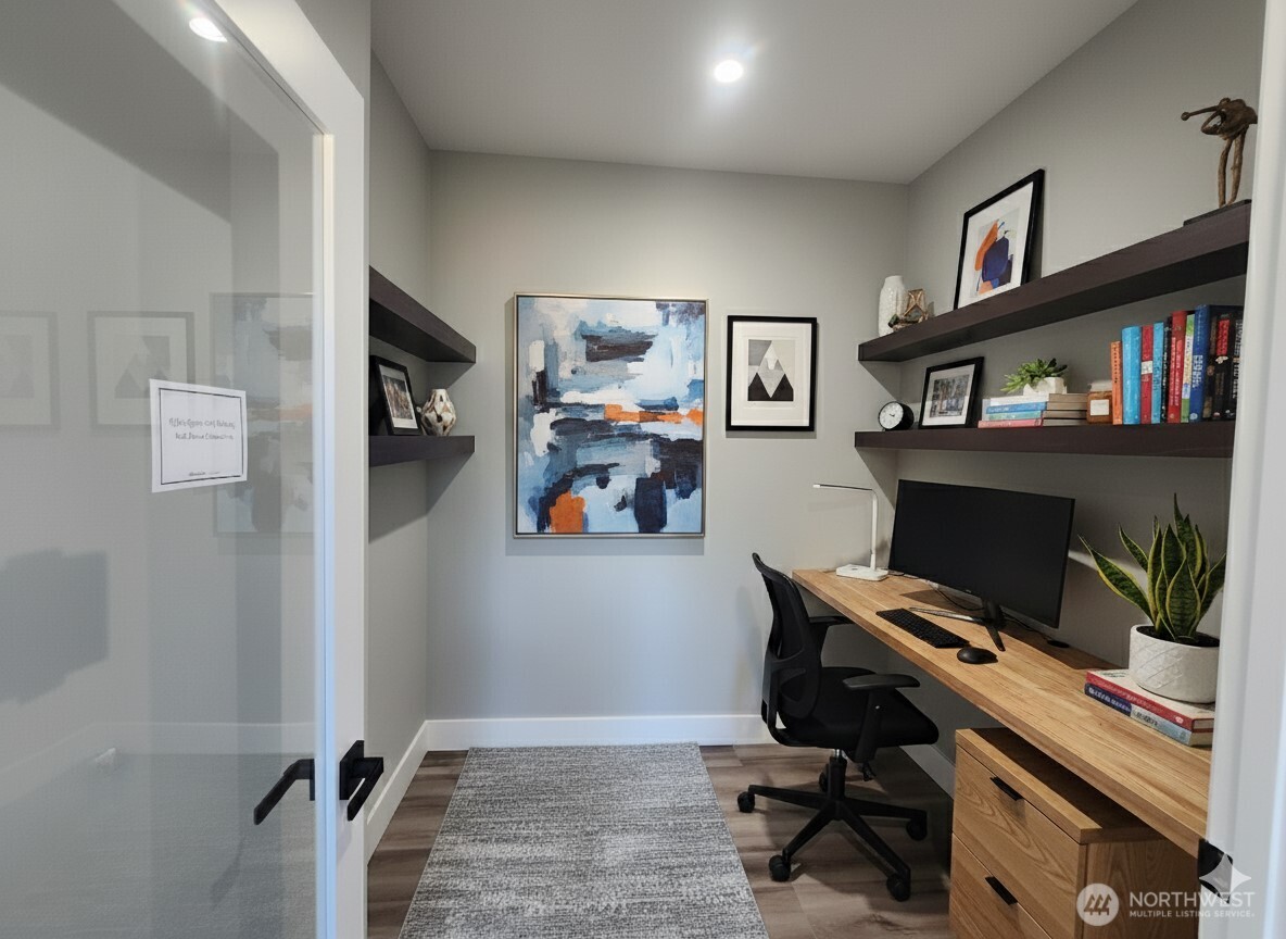 370 S Butterclam Street Property Photo 20