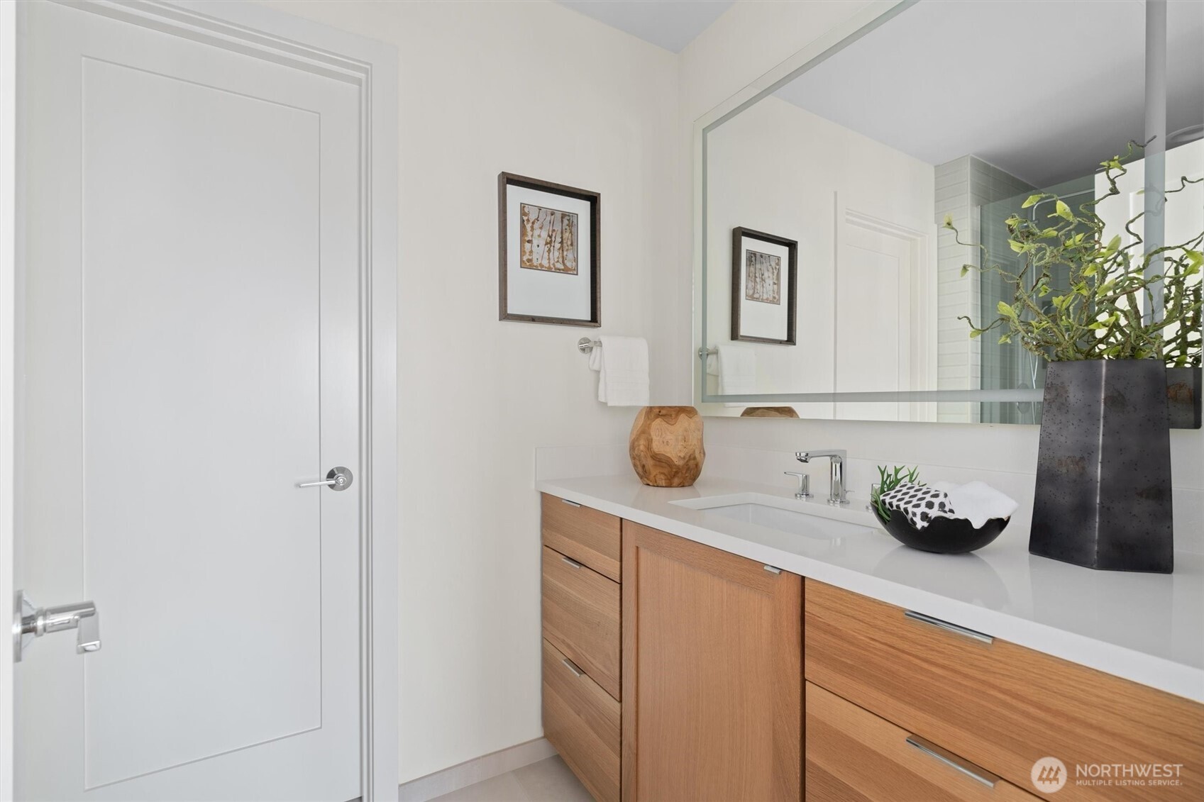 4519 A Bagley Avenue Property Photo 11