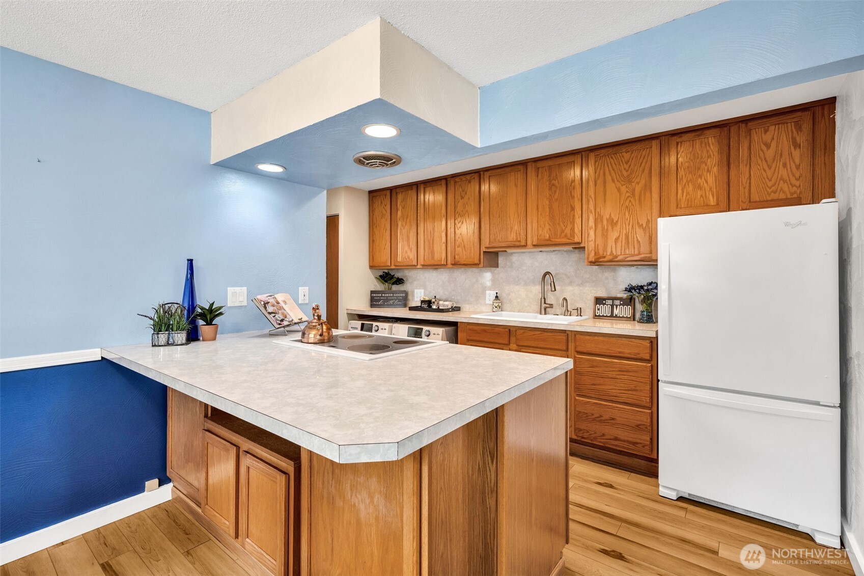348 7th Place Unit 1 Property Photo 12