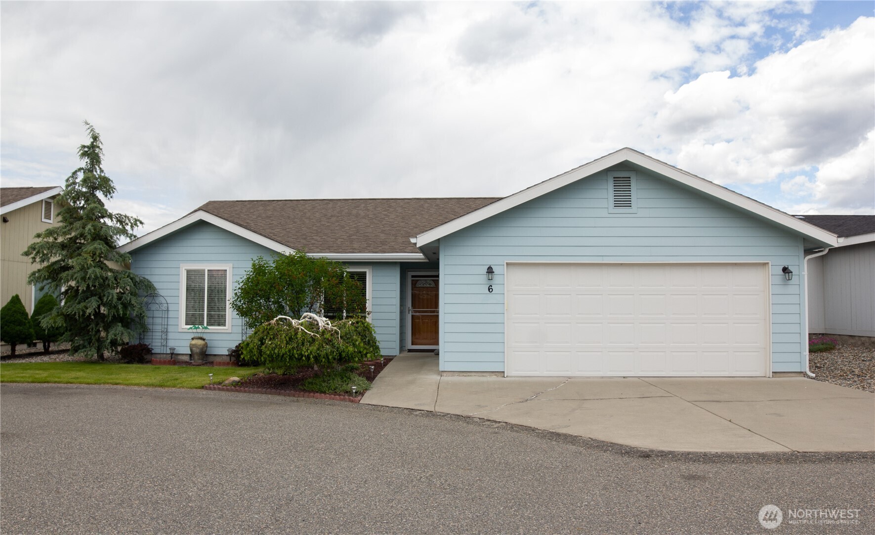 6 Laguna Place Property Photo 1