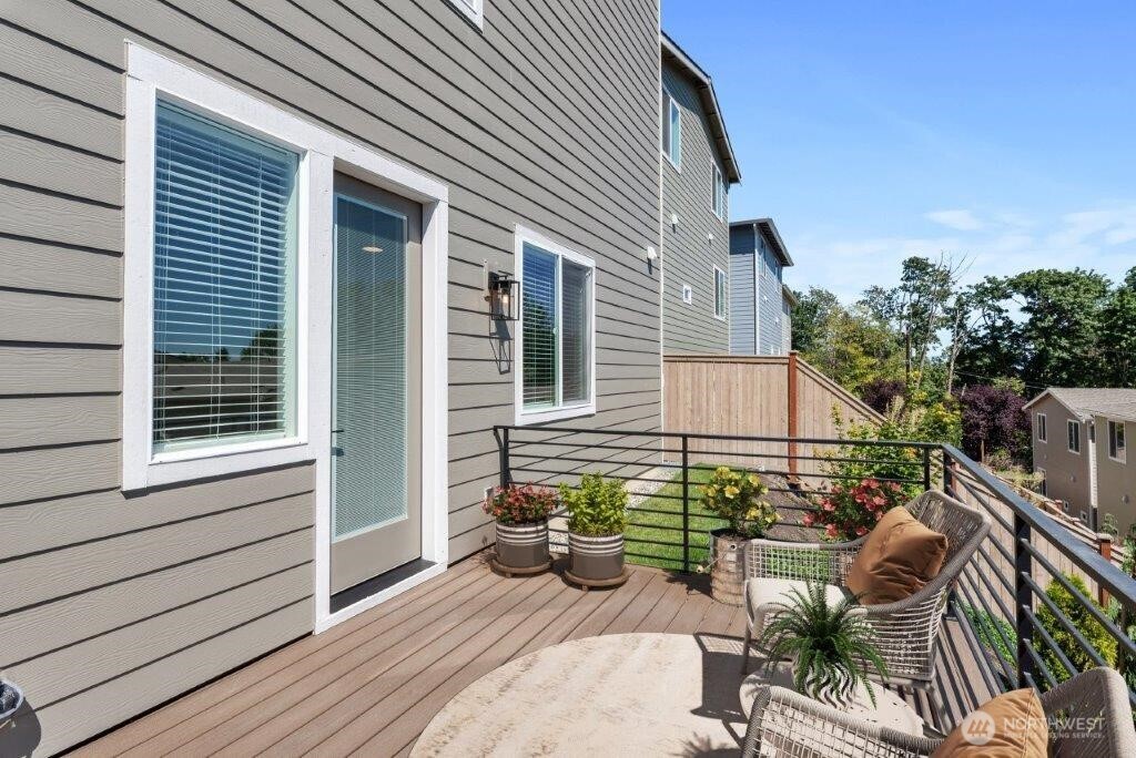 7545 S 129th Place Property Photo 10