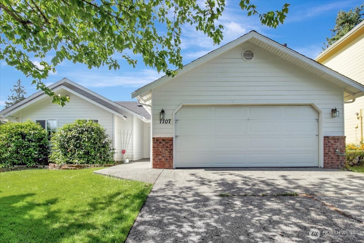 7707 Kestrel Court Property Photo 1