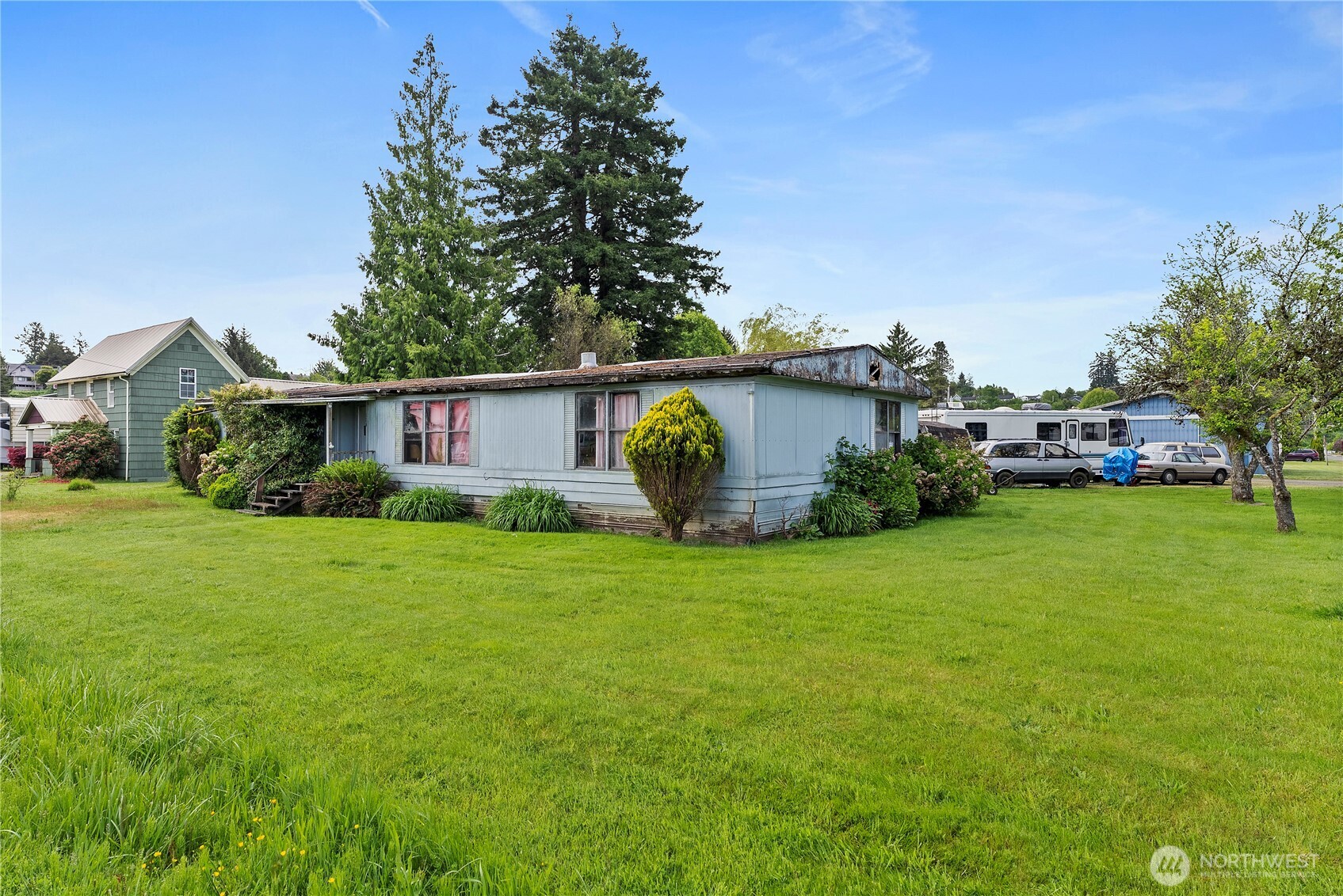 604 Oregon Avenue Property Photo 1