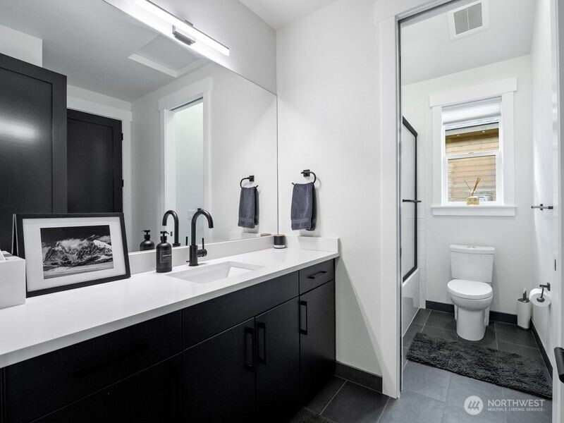 30 Symphony Court Property Photo 14