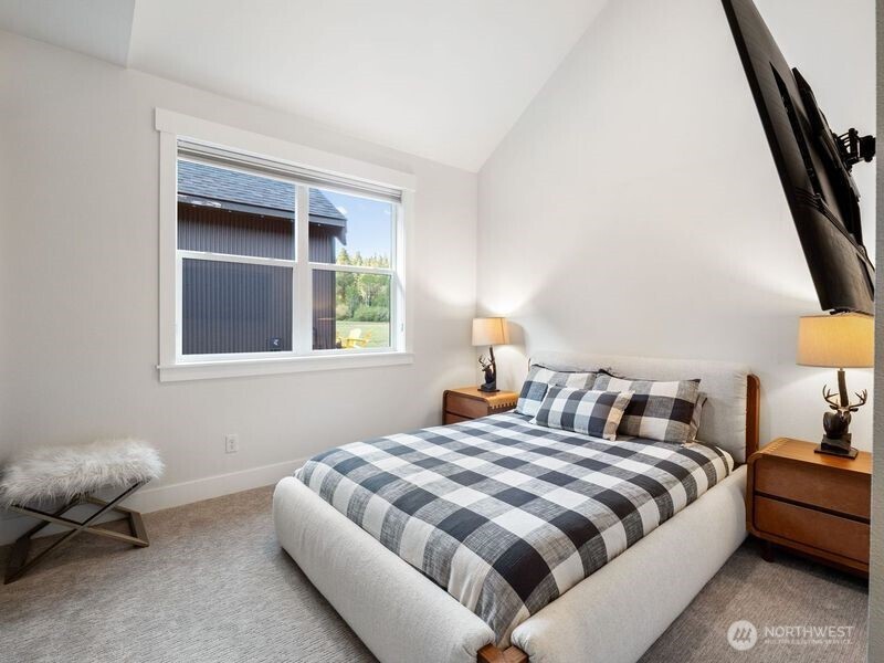 30 Symphony Court Property Photo 21