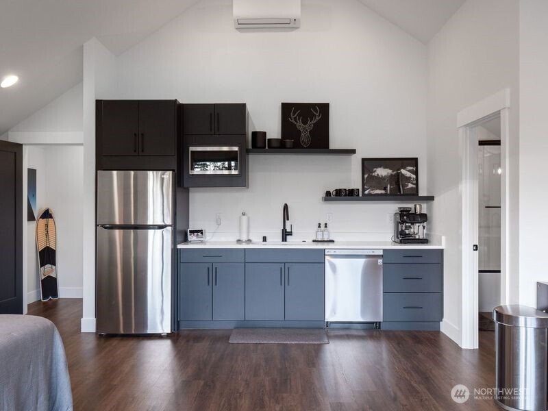 30 Symphony Court Property Photo 26