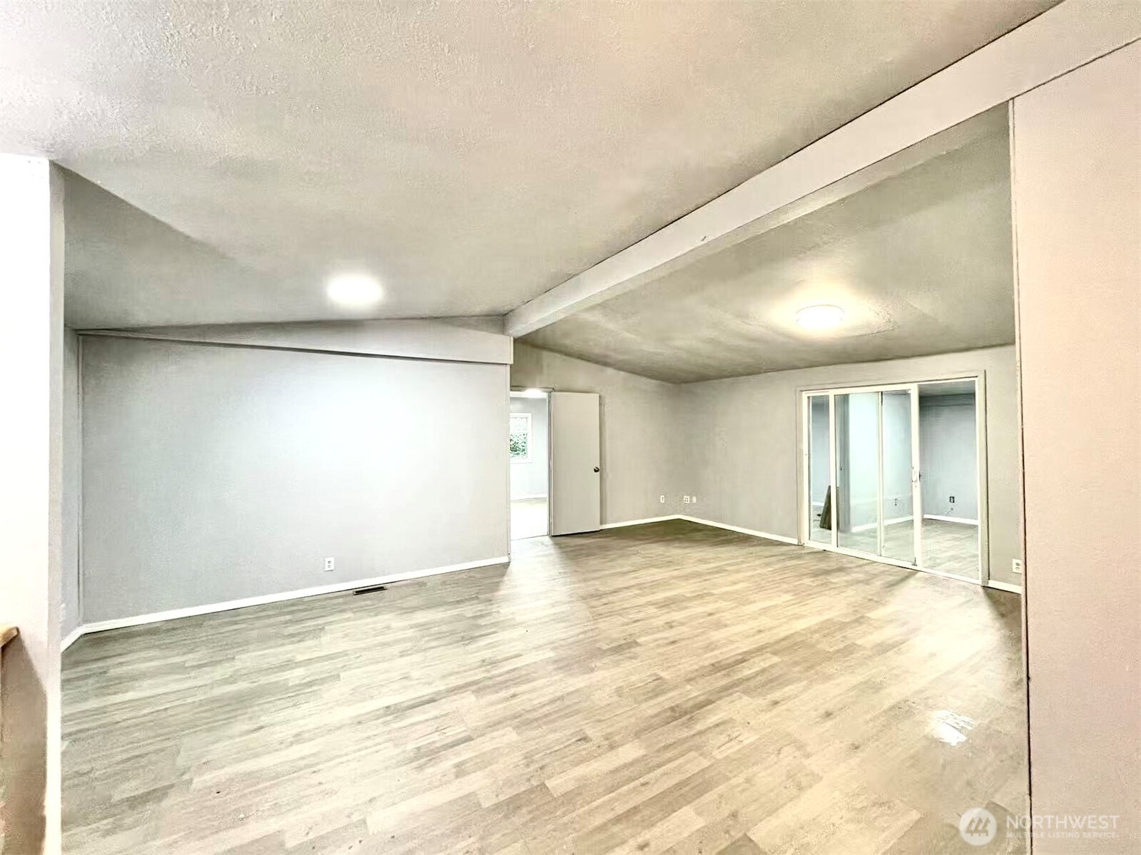 20 E Firwood Heights Lane Property Photo 8